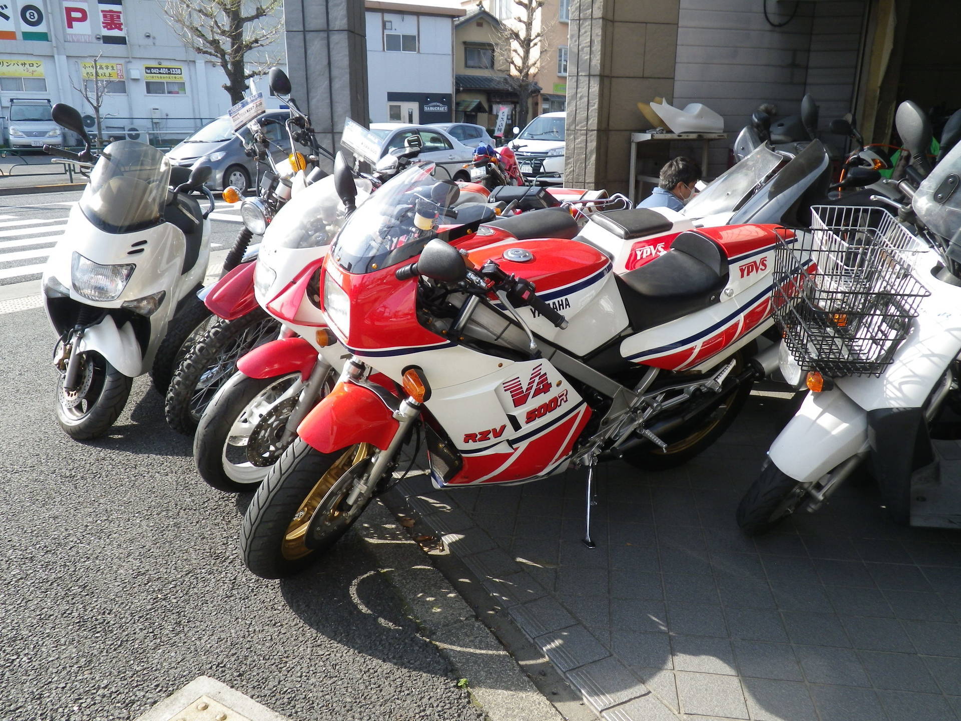 2ストだらけのバイク屋 Scoperta Di Golosi